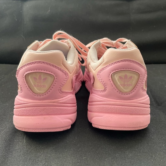 Adidas Falcon ‘Rose’ - Picture 7 of 8